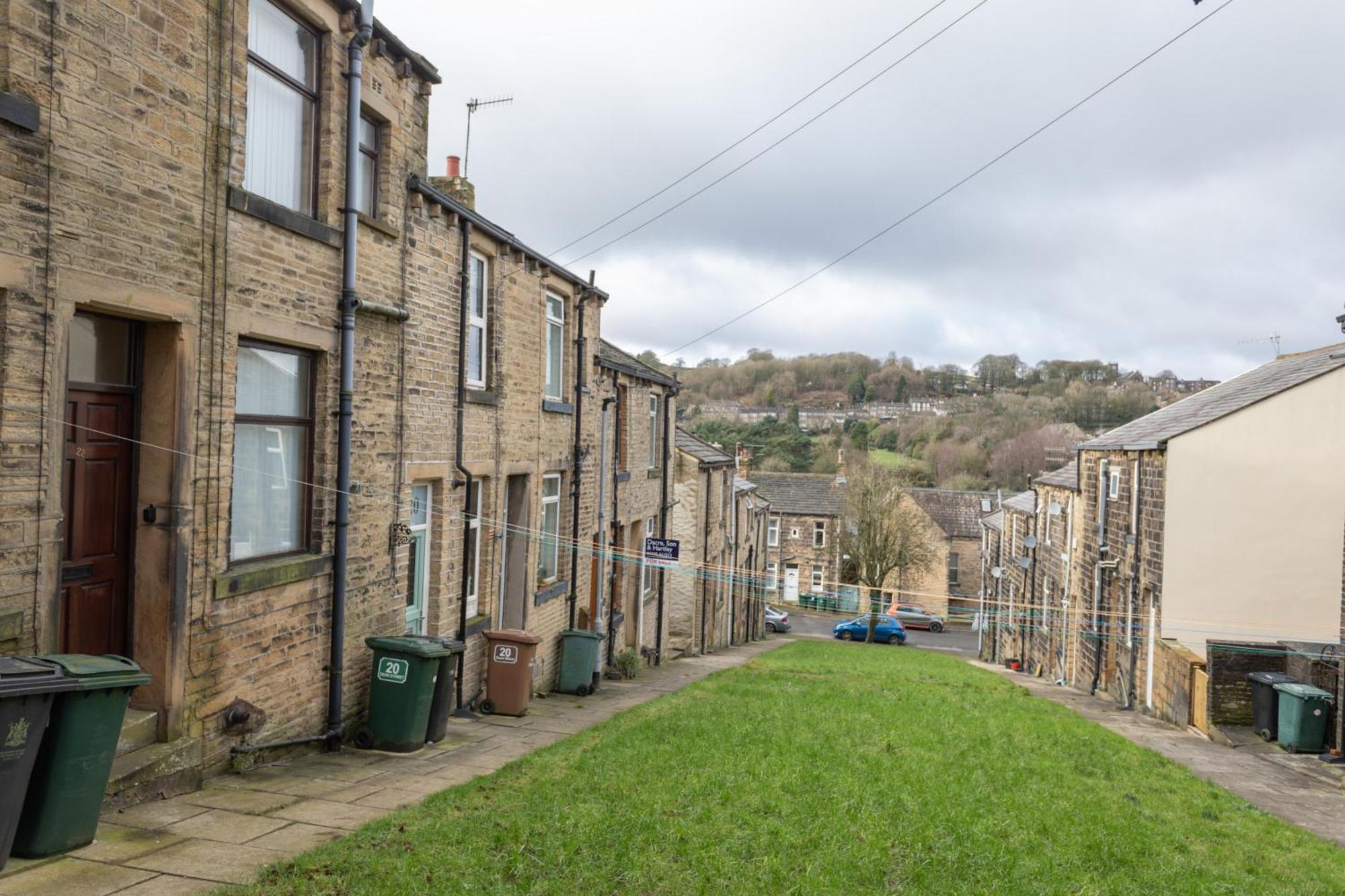 Haworth Village House - Sleeps 6 Parking & Pets! Keighley Exteriör bild